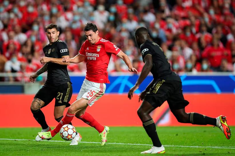 本菲卡欧冠困局：穆里尼奥的“救火”与青春风暴的突围战